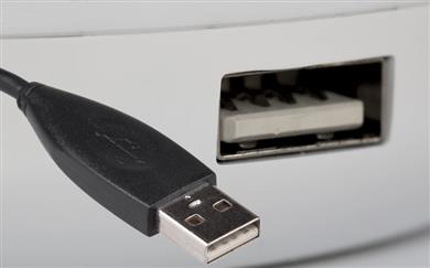 USB je tudi malo butast...